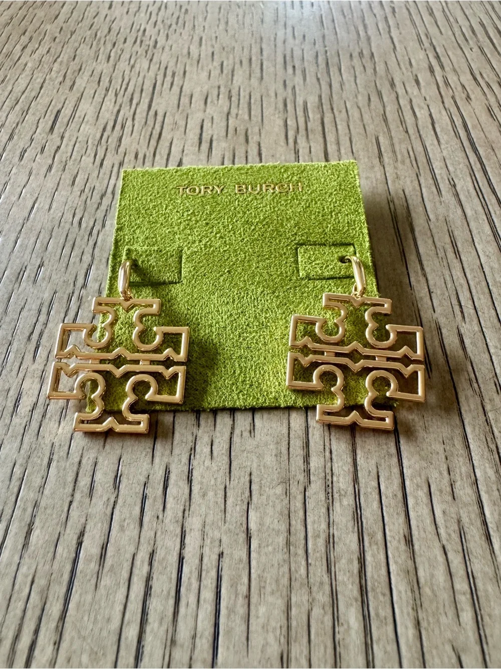Tory Burch Britten Small Logo Drop Chic Earrings French Wire Gift Luxury NWT